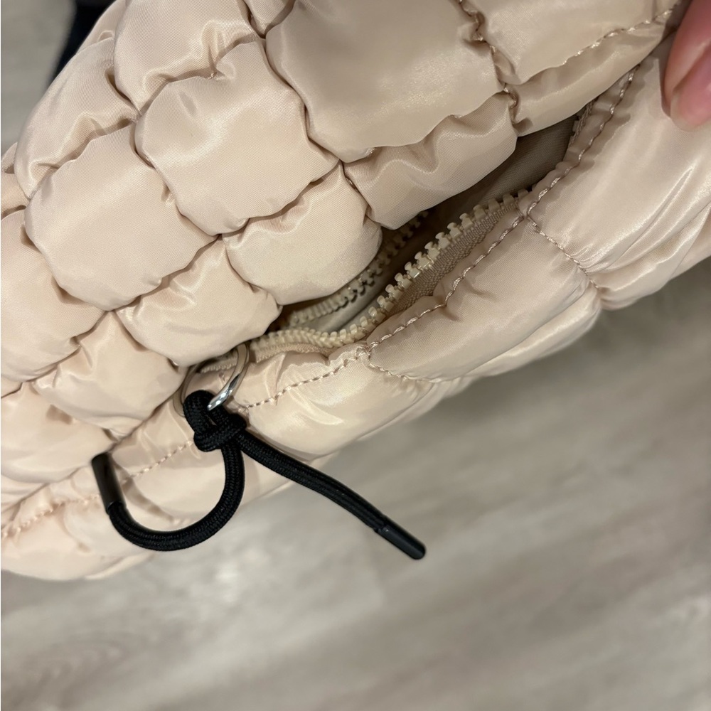 Free People Quilted Carryall Bag - Picture 7 of 13